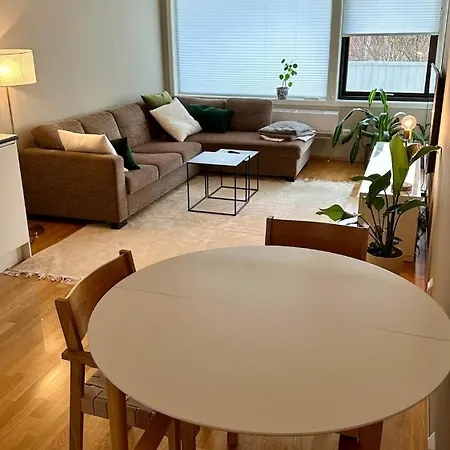 Downtown 2-bedroom Apartment